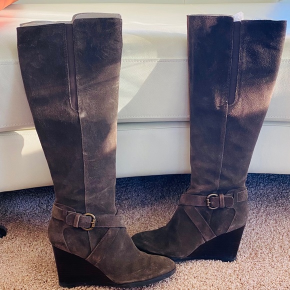 Franco Sarto taupe suede knee high boots - Picture 1 of 5